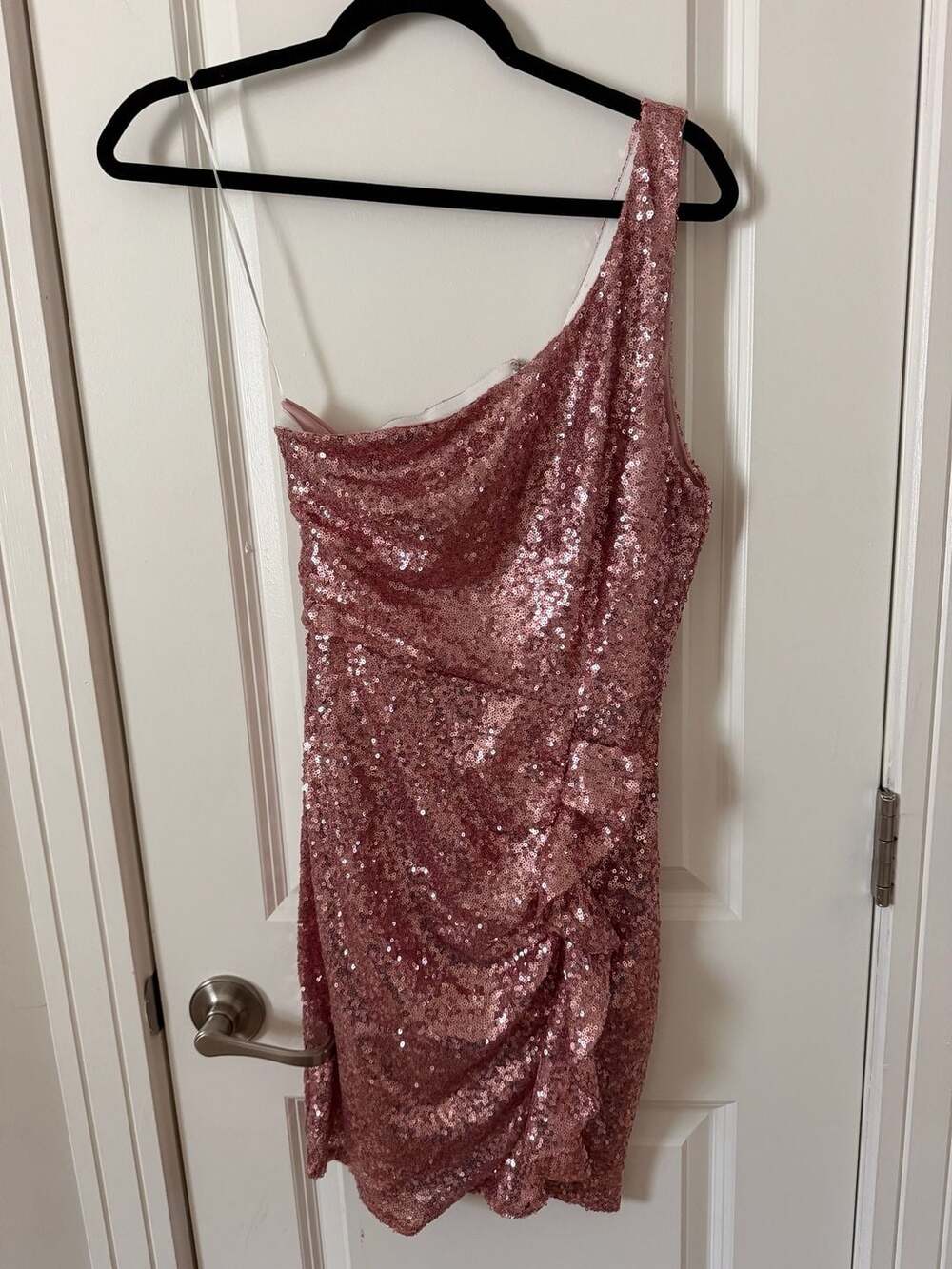Hello Molly Little Showstopper Sequin Dress Size US 4 Pink